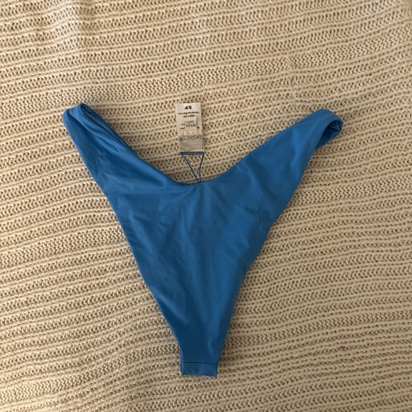 LSPACE Cabana Bikini Bottom in Cornflower - Picture 5 of 6